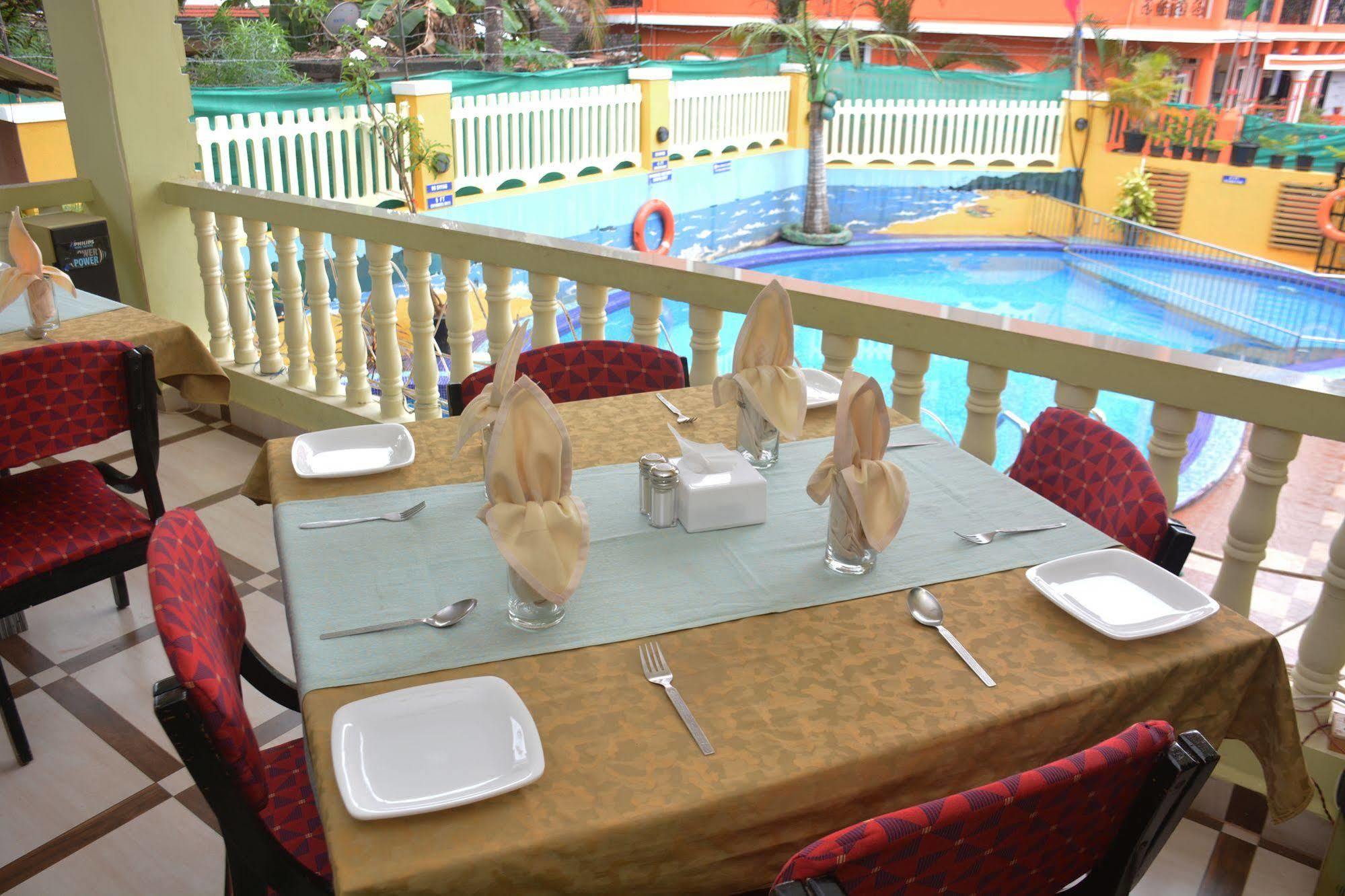 Rbr Suites Calangute Exterior foto